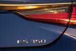Lexus ES350 F-Sport 2018 года (NA)